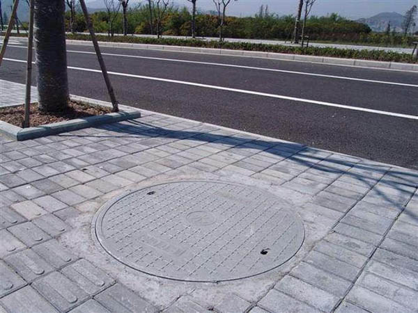 市政用铸铁井盖案例