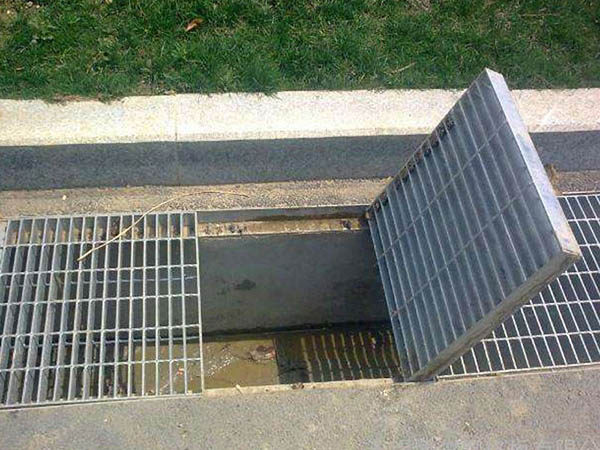 热镀锌铸铁井篦子案例