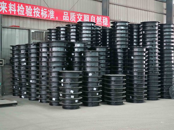 球墨铸铁井盖车间