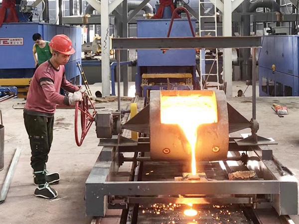 球墨铸铁生产场景